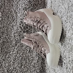 Converse High Top platform Brand new